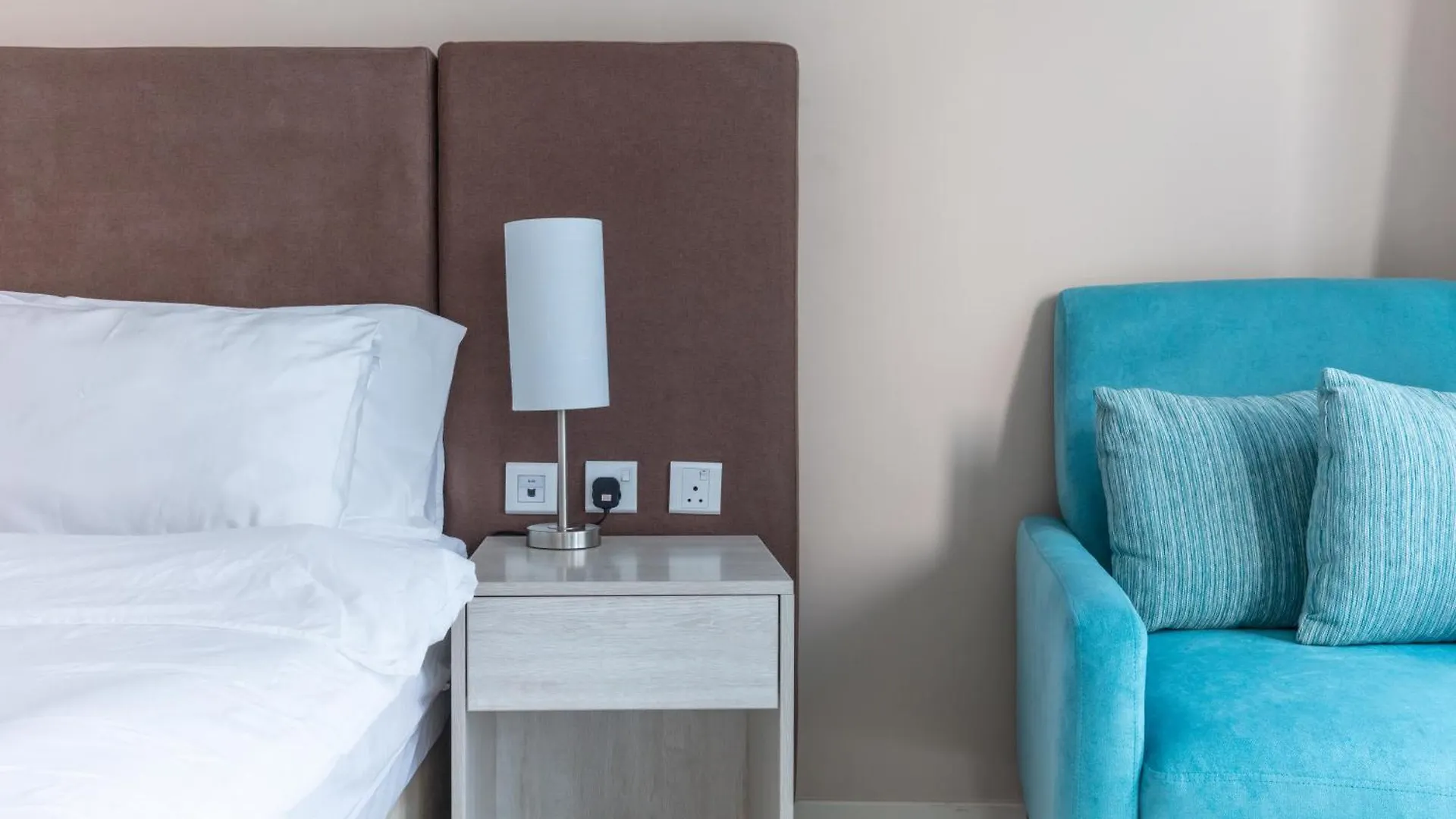 Modern Fully-Equipped Apartment In Seven Palm, Beach And Pool Access Dubaj