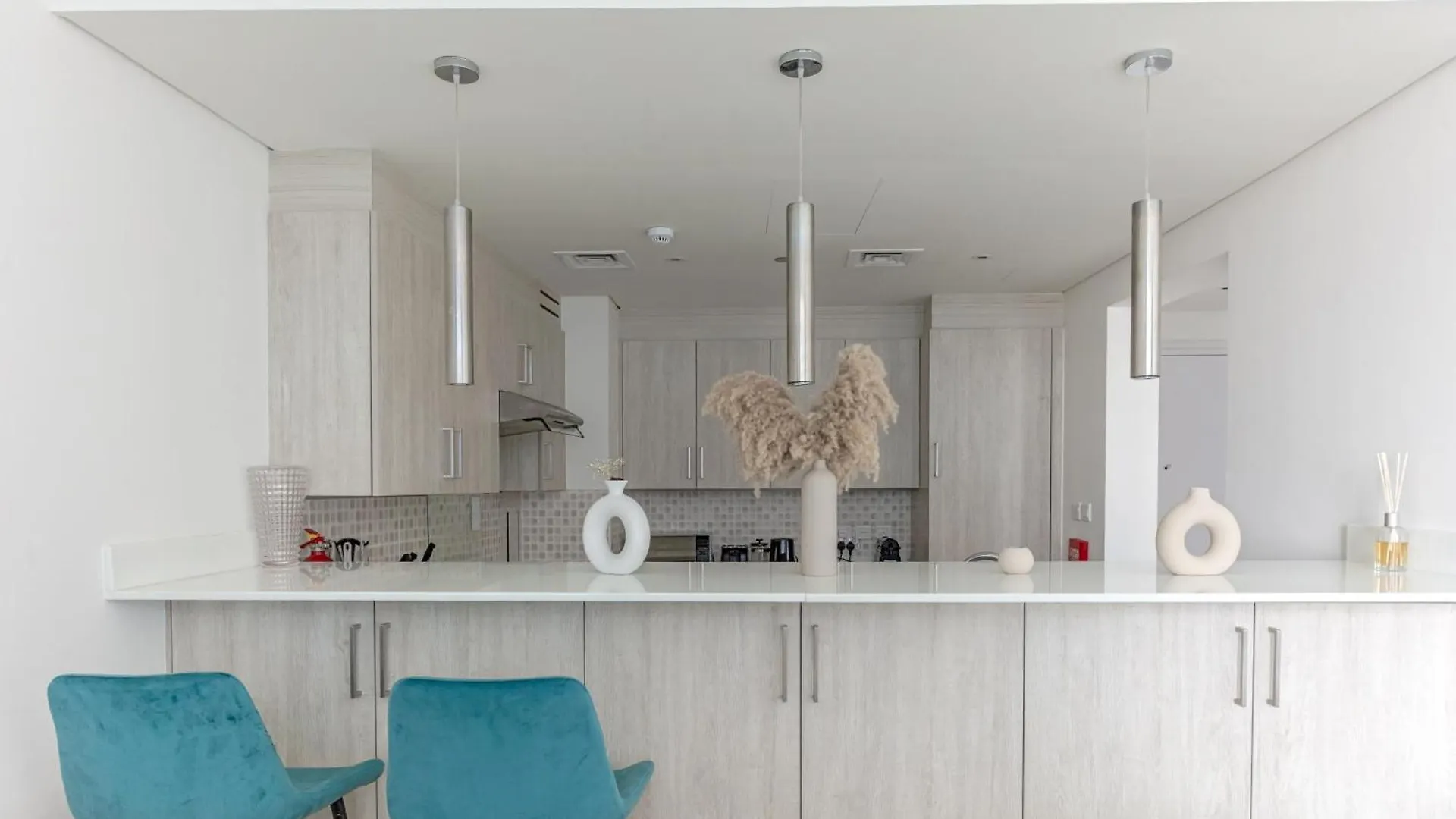 Modern Fully-Equipped Apartment In Seven Palm, Beach And Pool Access Dubai