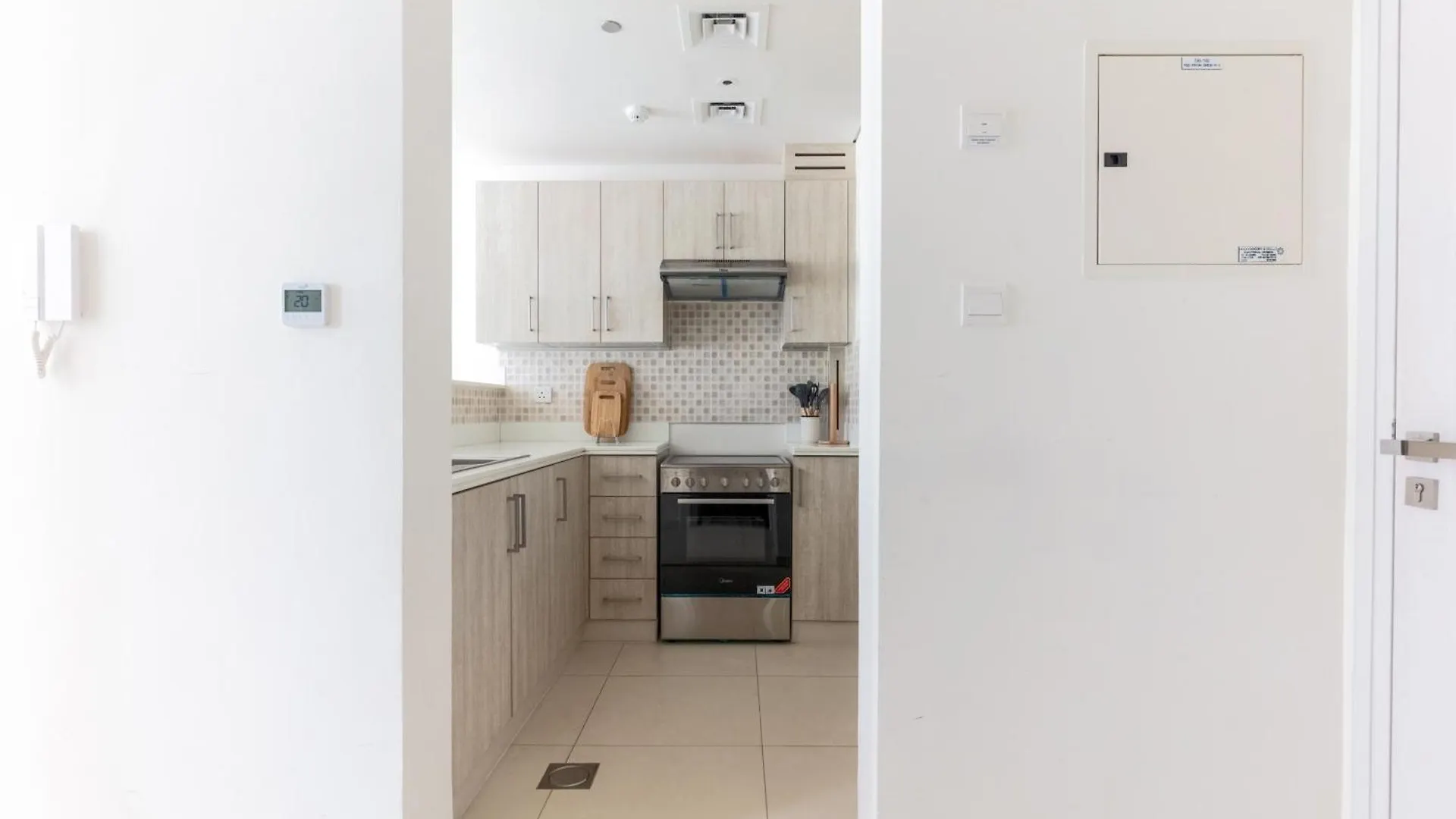 Modern Fully-Equipped Apartment In Seven Palm, Beach And Pool Access Dubaj