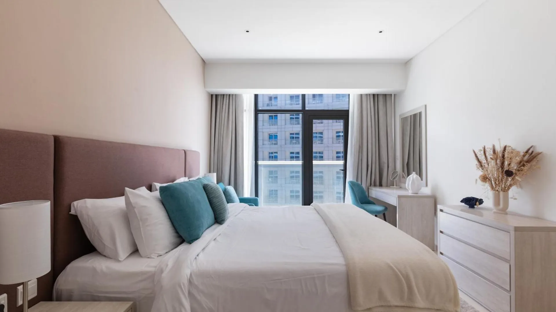 Modern Fully-Equipped Apartment In Seven Palm, Beach And Pool Access Dubai