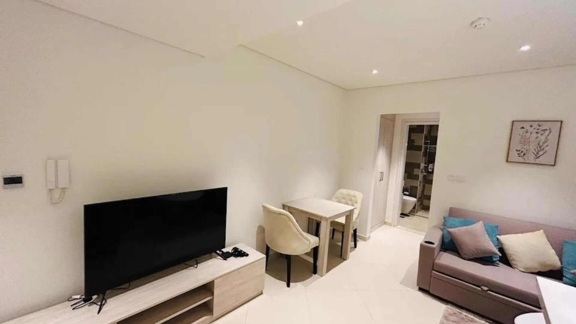 Modern Fully-Equipped Apartment In Seven Palm, Beach And Pool Access Dubai
