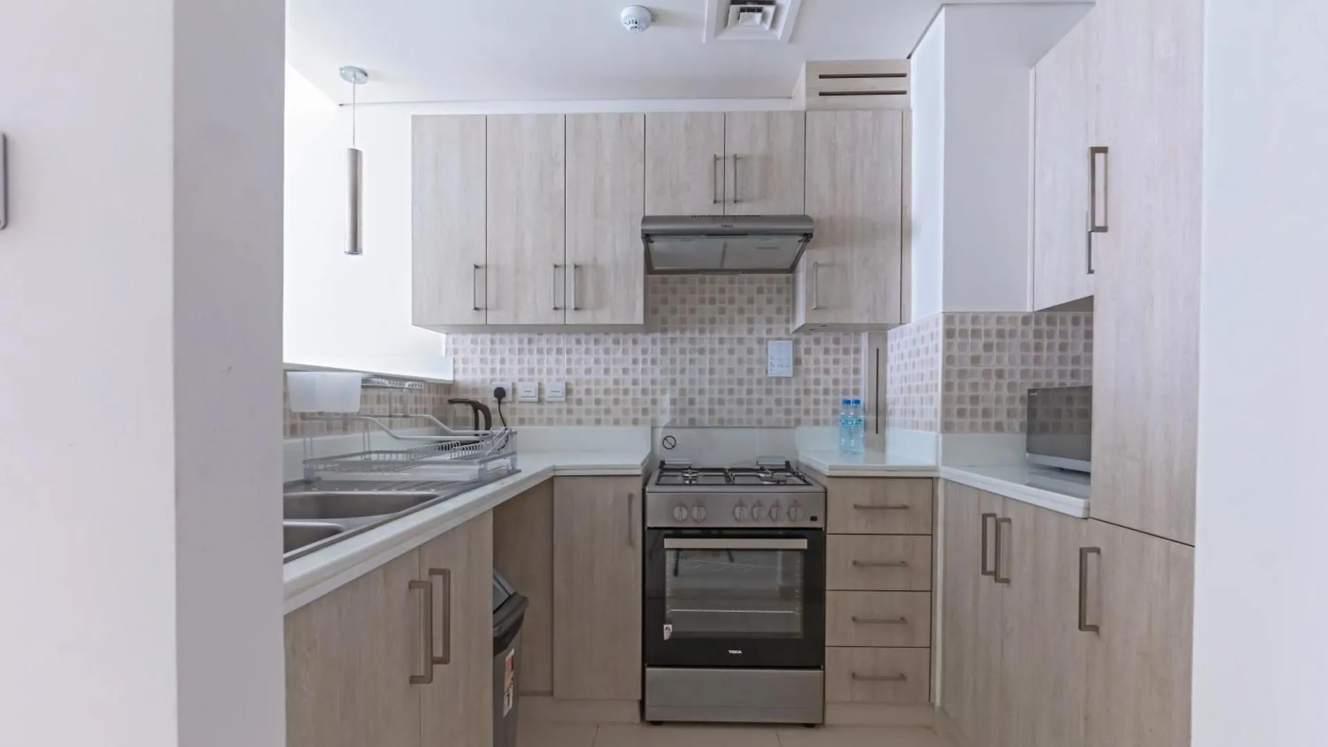 Modern Fully-Equipped Apartment In Seven Palm, Beach And Pool Access Dubai
